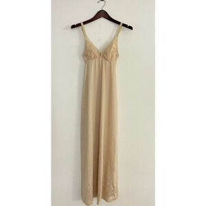 St Michael Vintage Nightgown UK size 40 Measures an XS Long Lace Babydoll